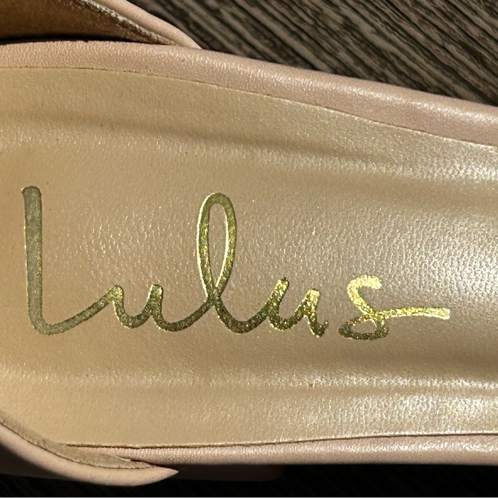Lulus Harper Beige Block Heel Sandals White Toe Strap Size 8 - Picture 3 of 14